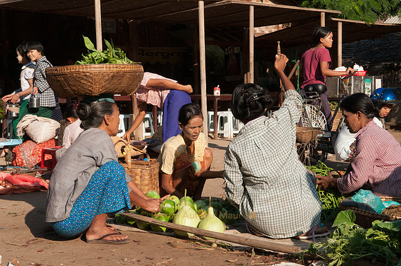 Marktszene in Nyaung-U (Bagan)
