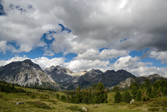 In der Bildmitte das Val Nüglia - Teil des Nationalparks