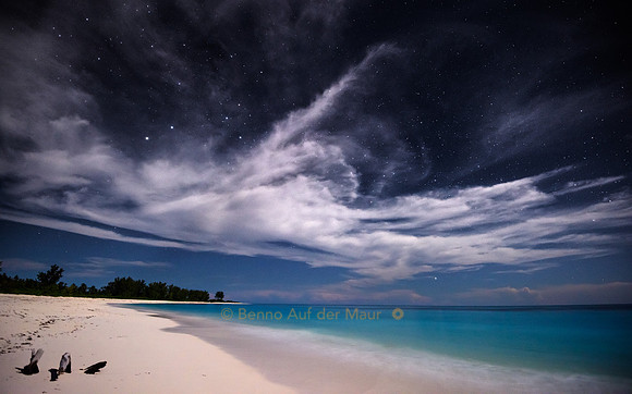 Der Strand bei West Beach bei Mondlicht