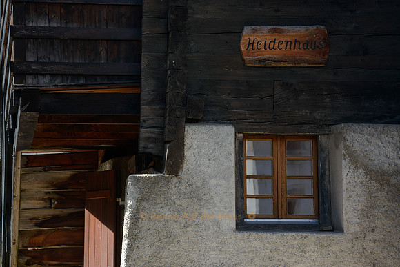 Heidenhaus, Ernen